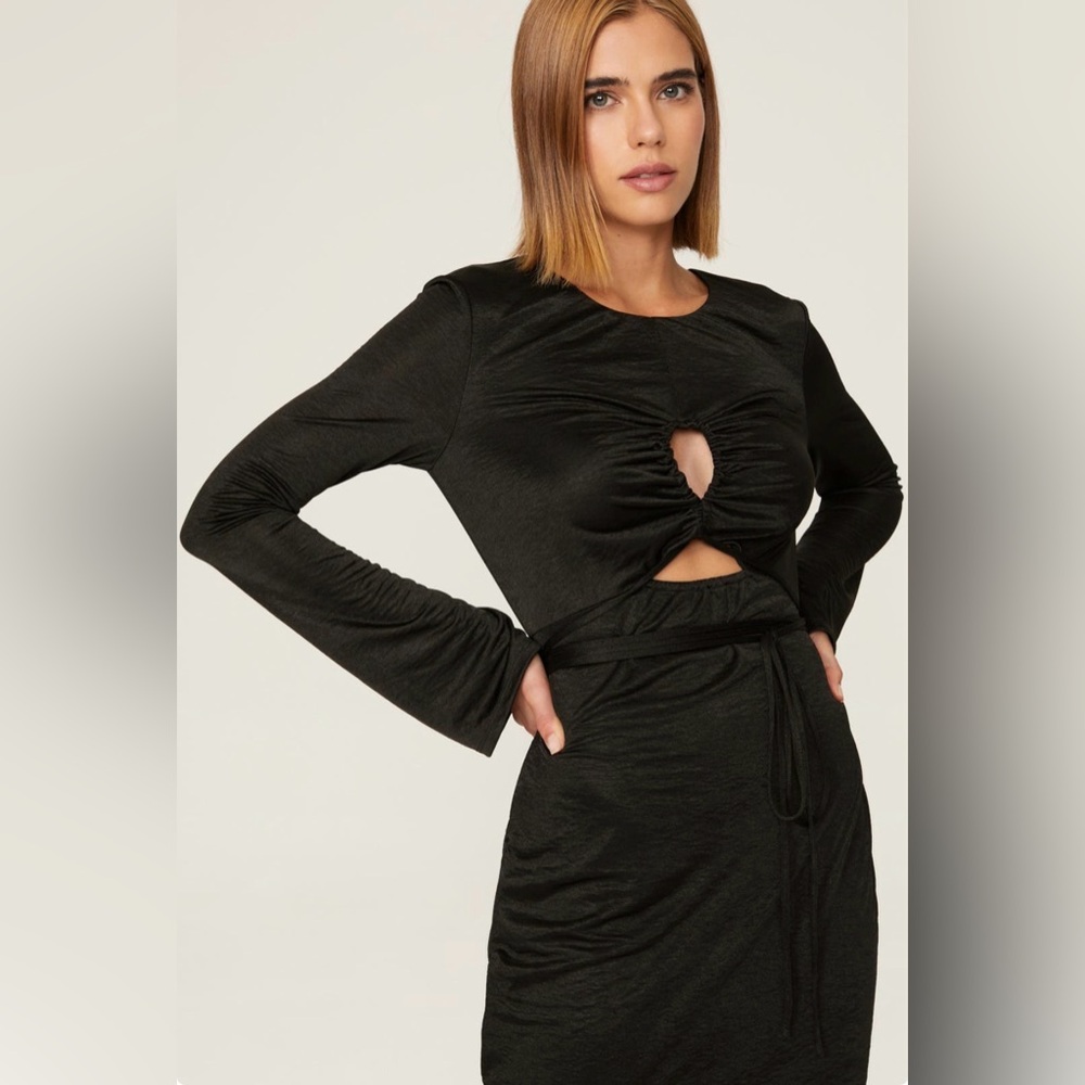 Love, Whit Bodycon Black Midi Dress with Tie and Cut Out Size XS